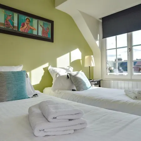 La Maison De Pierre Et Valerie Ste Catherine * Honfleur