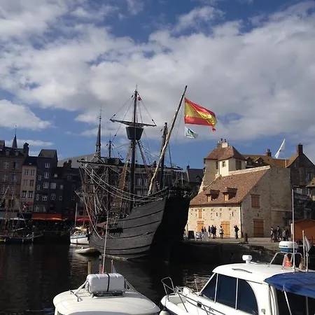 Ferienhaus La Maison De Pierre Et Valerie Ste Catherine Honfleur