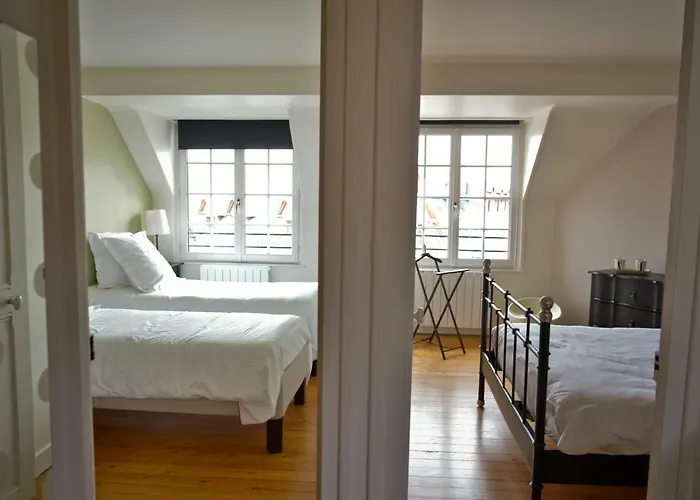 La Maison De Pierre Et Valerie Ste Catherine 翁弗勒尔